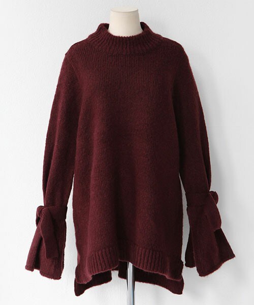 DHOLIC（ディーホリック）の「スリーブストラップアンバランスニットプルオーバー（ニット/セーター・レディース・オリーブグリーン/ブラック/ワイン/ライトブルー・FREE）」の4枚目の写真