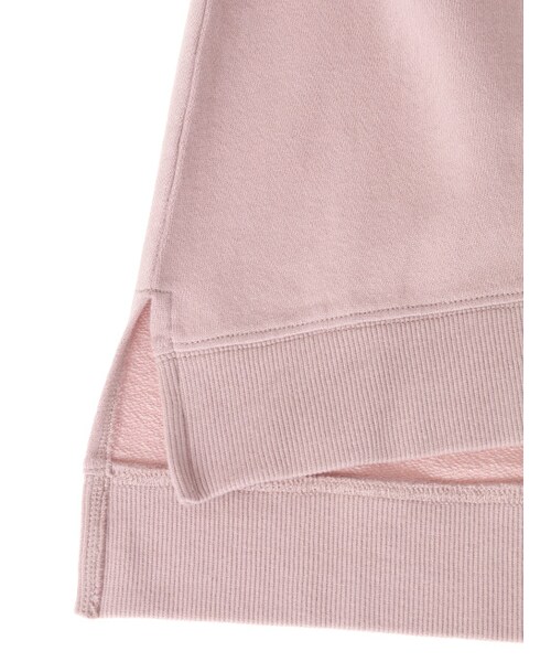 w closet(ダブルクローゼット)の「袖刺繍入り裏毛プルオーバー(トップス・レディース・ラベンダー/レッド/ブラック・FREE)」の9枚目の写真