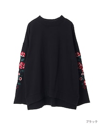 w closet | 袖刺繍入り裏毛プルオーバー(トップス)