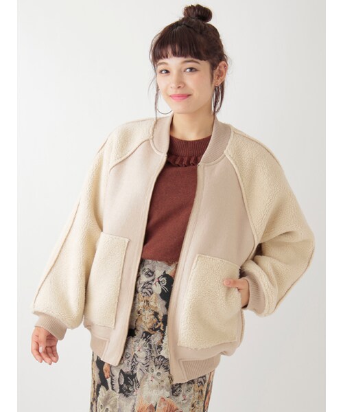 w closet（ダブルクローゼット）の「ウール×ボアリバーシブルブルゾン（ジャケット/アウター・レディース・ベージュ/グレー/ブラック・FREE）」の4枚目の写真