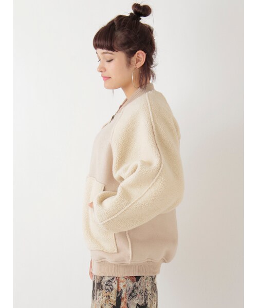 w closet（ダブルクローゼット）の「ウール×ボアリバーシブルブルゾン（ジャケット/アウター・レディース・ベージュ/グレー/ブラック・FREE）」の5枚目の写真