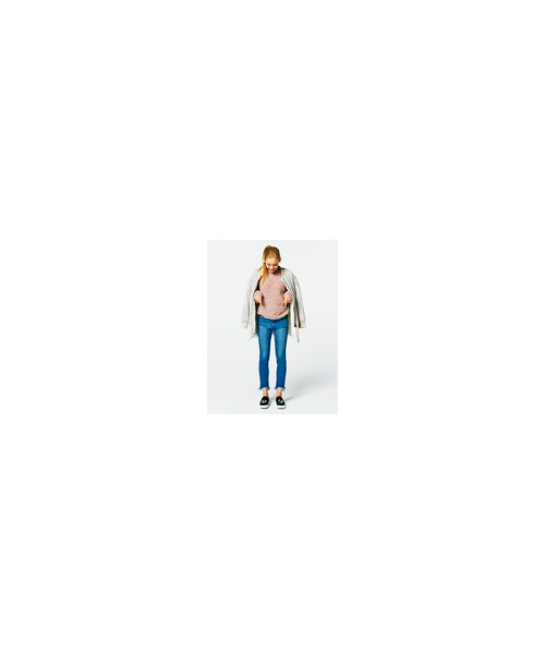 E hyphen world gallery(イーハイフンワールドギャラリー)の「裾カットオフストレッチデニムスキニ-(パンツ・ミディアムインディゴ・S/M/L)」の8枚目の写真