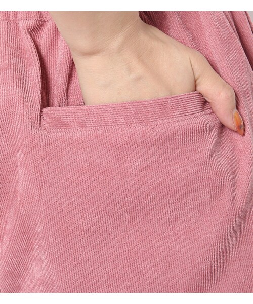 PAGEBOY(ページボーイ)の「コーデュロイリボンワイドパンツ(パンツ・レディース・ベージュ/ピンク/ネイビー)」の11枚目の写真