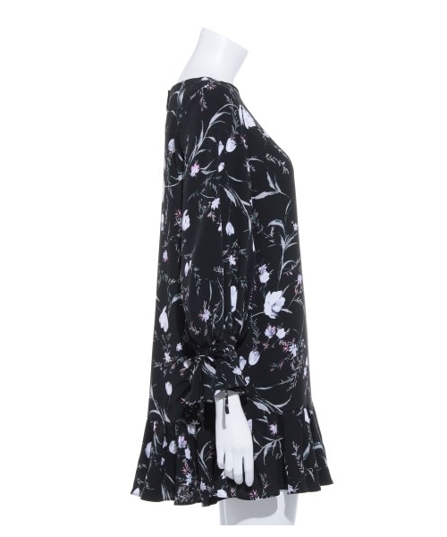 SNIDEL（スナイデル）の「ヴィンテージフラワージョーゼットワンピース（ミニワンピース・レディース・IVR/NVY/BLK・F）」の7枚目の写真