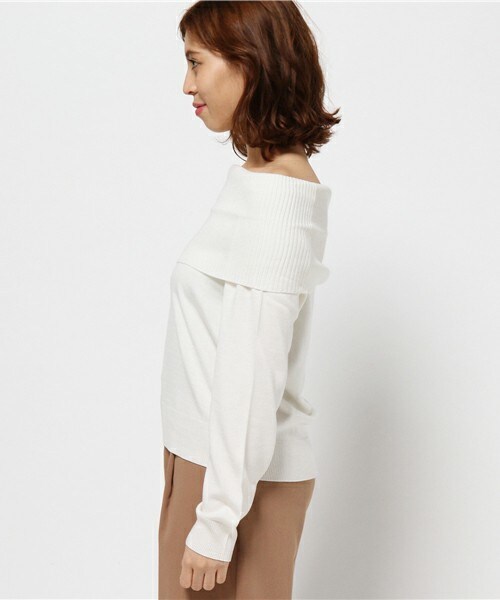 INTERPLANET(インタープラネット)の「オフショルダーニットP/O(ニット/セーター・レディース・オフホワイト/グレー/サックスブルー/ピンクベージュ・FREE)」の6枚目の写真