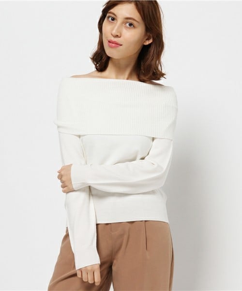 INTERPLANET(インタープラネット)の「オフショルダーニットP/O(ニット/セーター・レディース・オフホワイト/グレー/サックスブルー/ピンクベージュ・FREE)」の1枚目の写真