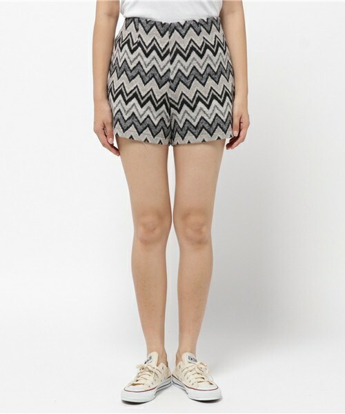 archives（アルシーヴ）の「幾何柄ジャガードショートパンツ（その他パンツ・レディース・グレー/モカ・MEDIUM）」の3枚目の写真