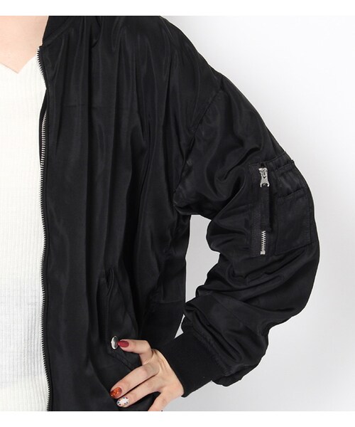 PAGEBOY（ページボーイ）の「【non-no12月号】岸本セシル着用・リバーシブルMA-1（ジャケット/アウター・レディース・ブラック/カーキ）」の7枚目の写真