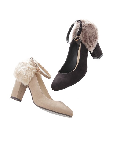 31 Sons de mode（トランテアン　ソン　ドゥ　モード）の「ファー付きアンクルストラップパンプス（シューズ・レディース・ブラック/ベージュ・S/M/L）」の9枚目の写真