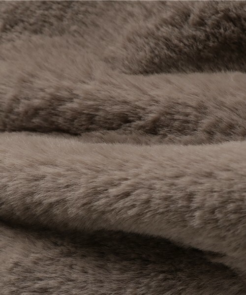 Aunt Marie's（アントマリーズ）の「【AUNT MARIE'S】フェイクファースヌード（ストール/ショール・レディース・モカ/ナチュラル・FREE）」の4枚目の写真