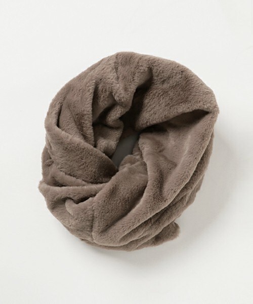 Aunt Marie's（アントマリーズ）の「【AUNT MARIE'S】フェイクファースヌード（ストール/ショール・レディース・モカ/ナチュラル・FREE）」の2枚目の写真