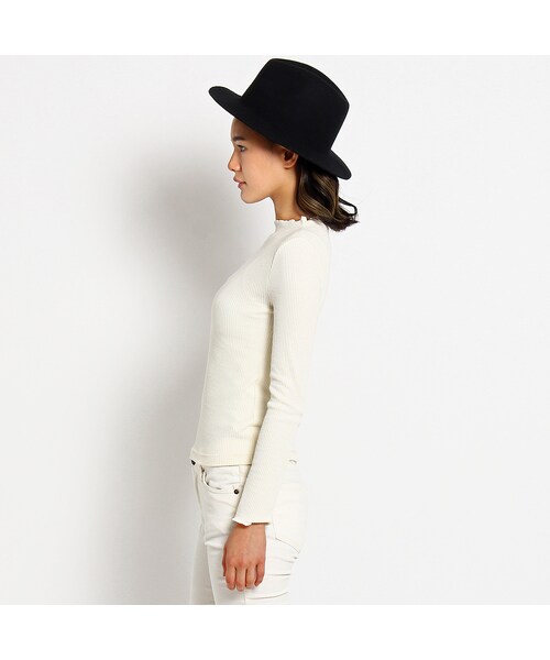 OZOC（オゾック）の「細リブニットトップス（トップス・レディース・オフホワイト/ブラック/キャメル/ボルドー・その他）」の6枚目の写真