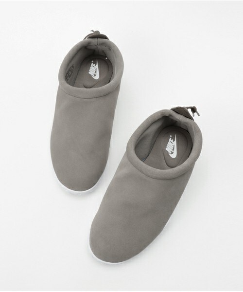 NIKE（ナイキ）の「NIKE AIR MOC ULTRA 862440-200（スニーカー・メンズ・ベージュ・24cm/25cm/26cm/27cm/28cm/29cm）」の5枚目の写真