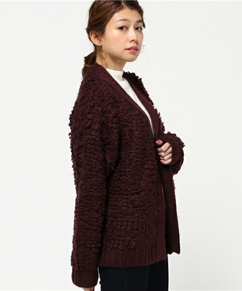 archives（アルシーヴ）の「ループ編みトッパーニットカーディガン（カーディガン/ボレロ・レディース・グレー/ブラウン/ピンク・MEDIUM）」の2枚目の写真