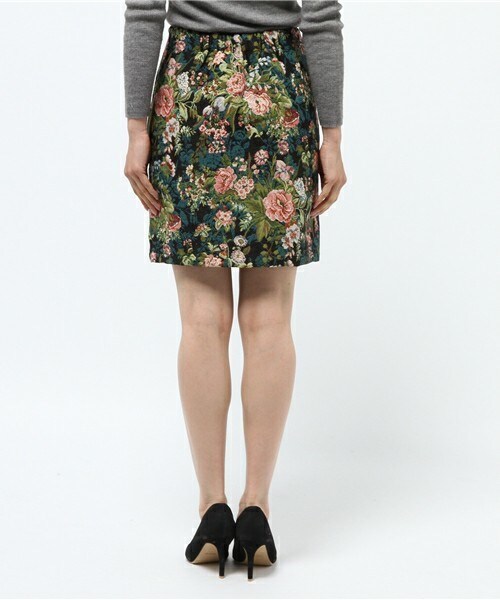 archives（アルシーヴ）の「ゴブラン台形スカート（スカート・レディース・オフホワイト/ブラック・MEDIUM）」の5枚目の写真