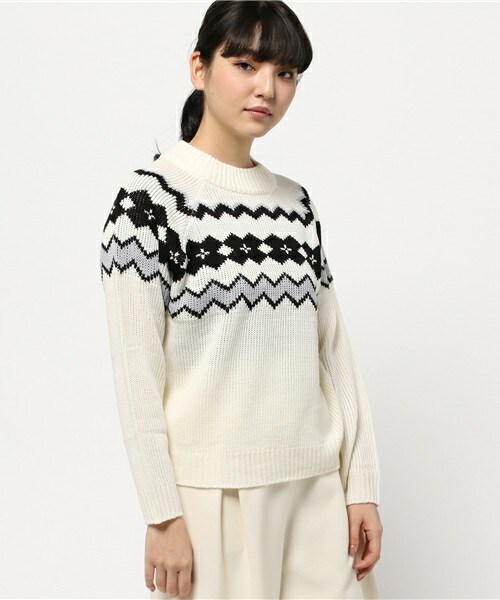 archives（アルシーヴ）の「ノルディック柄ハイネックニットプルオーバー（ニット/セーター・レディース・オフホワイト/ブラック/グレー・MEDIUM）」の11枚目の写真