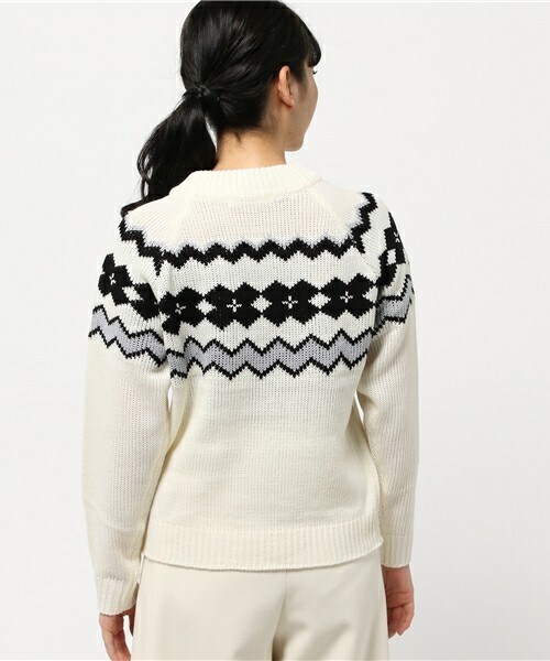 archives（アルシーヴ）の「ノルディック柄ハイネックニットプルオーバー（ニット/セーター・レディース・オフホワイト/ブラック/グレー・MEDIUM）」の6枚目の写真