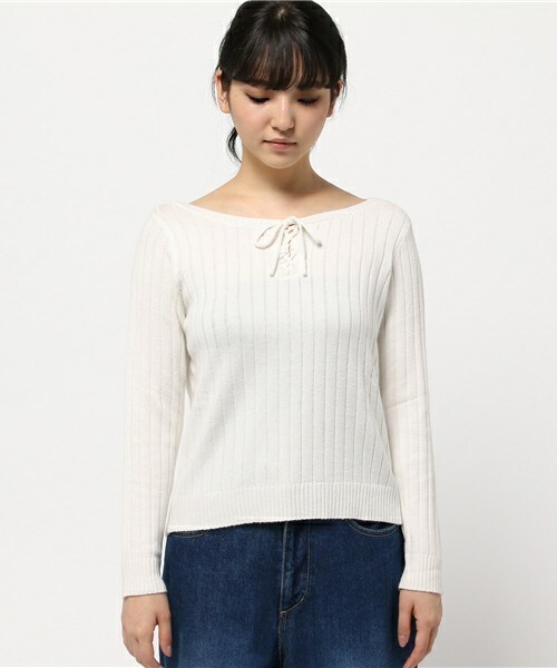 archives（アルシーヴ）の「ワイドリブレースアップニット（ニット/セーター・レディース・オフホワイト/ブラウン/ピンク・MEDIUM）」の4枚目の写真