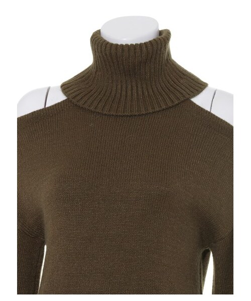 SNIDEL(スナイデル)の「オープンショルダーニットプルオーバー(ニット・レディース・IVR/KKI/BLK・F)」の8枚目の写真