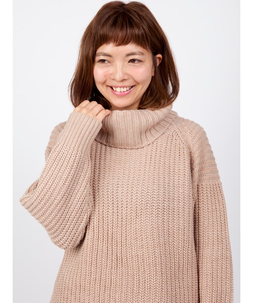 w closet（ダブルクローゼット）の「片畦編みタートルネックニット（トップス・レディース・エクリュ/グレー/ピンクベージュ・FREE）」の7枚目の写真