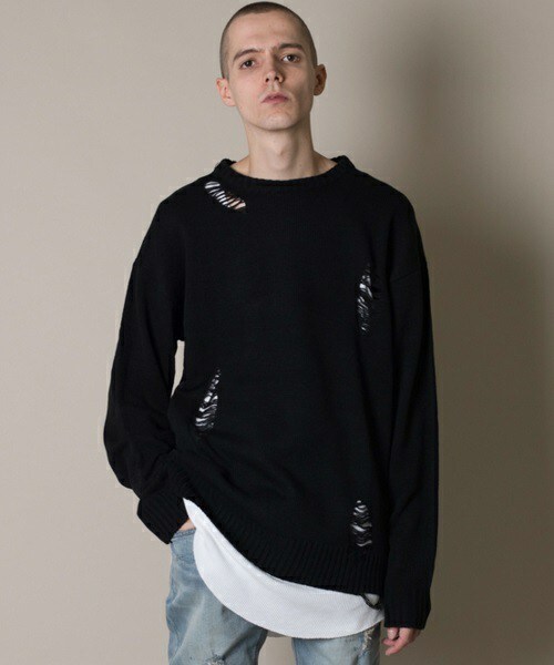 CASPER JOHN AIVER（キャスパージョンアイバー）の「CASPER JOHN AIVER　ダメージビッグニット（ニット/セーター・メンズ・ホワイト×ブラック/ブラック/ブラック×レッド・MEDIUM/LARGE）」の2枚目の写真