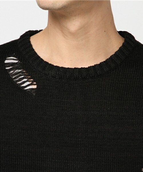 CASPER JOHN AIVER（キャスパージョンアイバー）の「CASPER JOHN AIVER　ダメージビッグニット（ニット/セーター・メンズ・ホワイト×ブラック/ブラック/ブラック×レッド・MEDIUM/LARGE）」の4枚目の写真