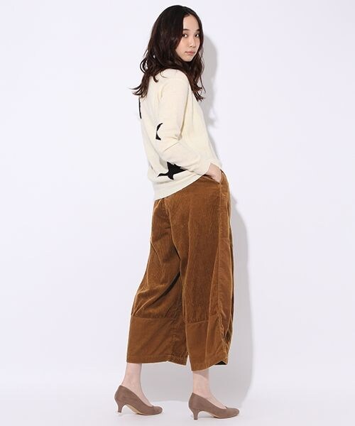 niko and...（ニコアンド）の「コールハギハギニーパンツ（パンツ・ブラック/キャメル/グリーン）」の2枚目の写真