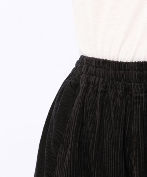 niko and...（ニコアンド）の「コールハギハギニーパンツ（パンツ・ブラック/キャメル/グリーン）」の9枚目の写真