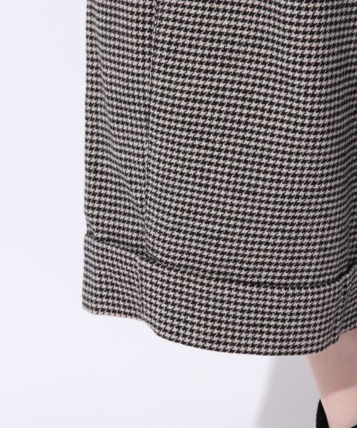 niko and...(ニコアンド)の「千鳥裾Wニーパンツ(パンツ・ホワイト/チャコール)」の8枚目の写真