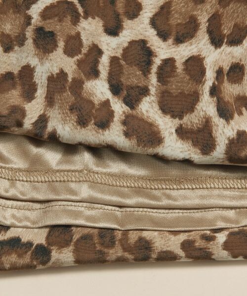 BLISS POINT（ブリスポイント）の「クラッシュサテンGスカンツ（パンツ・ナチュラル/ブラック/ライトベージュ/レオパード）」の15枚目の写真