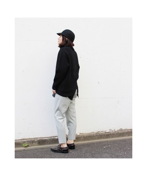 JOURNAL STANDARD（ジャーナルスタンダード）の「《予約》アゼハイネックプルオーバー◆（トップス・ブラック/ナチュラル/キャメル/グリーン B・フリー）」の6枚目の写真