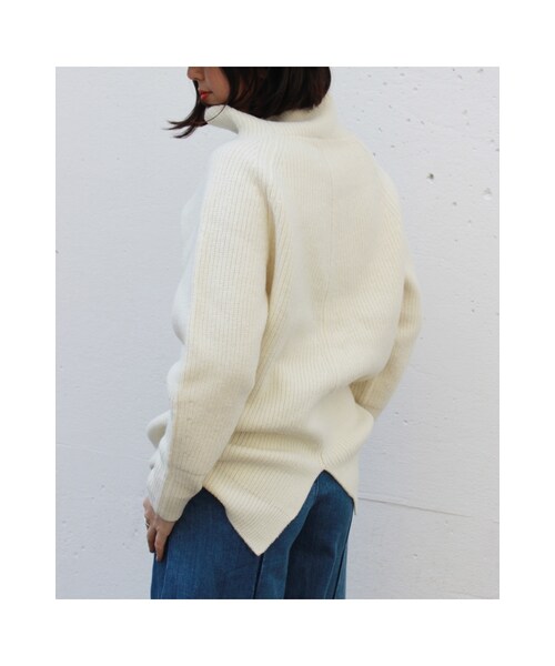 JOURNAL STANDARD（ジャーナルスタンダード）の「《予約》アゼハイネックプルオーバー◆（トップス・ブラック/ナチュラル/キャメル/グリーン B・フリー）」の14枚目の写真