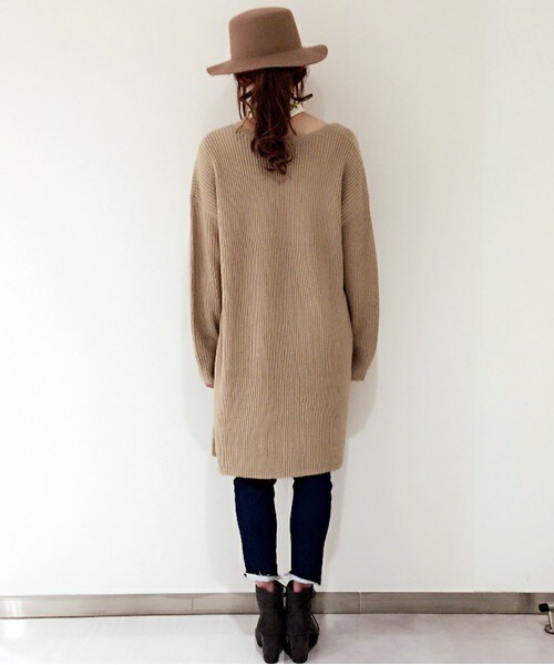 archives（アルシーヴ）の「【限定予約】スリットニットワンピース（ワンピース・レディース・アイボリー/グレー/モカ/サックスブルー/イエロー・MEDIUM）」の9枚目の写真