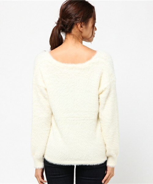 actuel（アクチュエル）の「フェザーヤーンVネックP/O　Ⅱ（ニット/セーター・レディース・オフホワイト/グレー/サックスブルー/ピンクベージュ・FREE）」の7枚目の写真