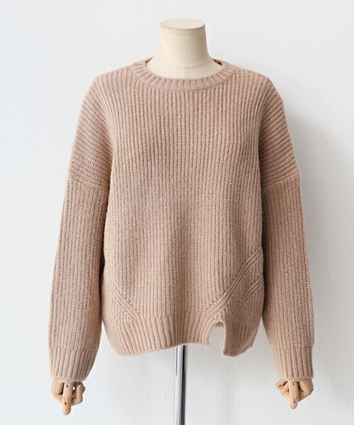 DHOLIC（ディーホリック）の「フロントスリットニットプルオーバー（ニット/セーター・レディース・アイボリー/サーモンピンク/ブラック/ベージュ・FREE）」の3枚目の写真