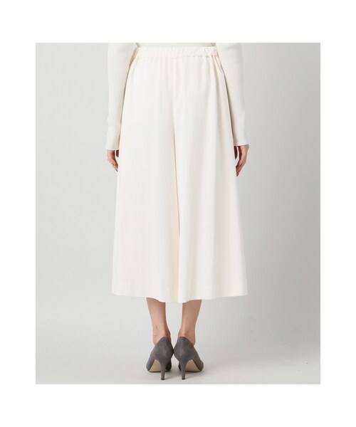 LIMITLESS LUXURY(リミットレスラグジュアリー)の「ピーチサテンスカーチョ(パンツ・ブラック/ホワイト/キャメル・フリー)」の6枚目の写真