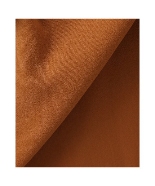 LIMITLESS LUXURY(リミットレスラグジュアリー)の「ピーチサテンスカーチョ(パンツ・ブラック/ホワイト/キャメル・フリー)」の15枚目の写真