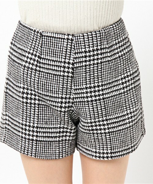 archives（アルシーヴ）の「千鳥格子ジャガードショートパンツ（その他パンツ・レディース・オフホワイト/モカ・MEDIUM）」の6枚目の写真
