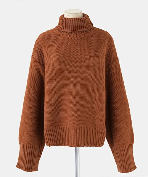 DHOLIC（ディーホリック）の「タートルネックバルキーニットプルオーバー（ニット/セーター・レディース・ベージュ/ブラウン/ネイビー・FREE）」の2枚目の写真
