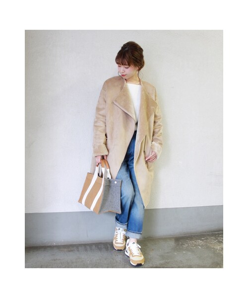 JOURNAL STANDARD（ジャーナルスタンダード）の「《予約》フェイクムートンノーカラーコート◆（ジャケット/アウター・ブラック/ベージュ/カーキ・S/M）」の12枚目の写真