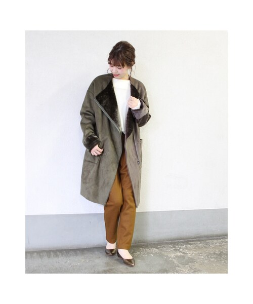 JOURNAL STANDARD（ジャーナルスタンダード）の「《予約》フェイクムートンノーカラーコート◆（ジャケット/アウター・ブラック/ベージュ/カーキ・S/M）」の8枚目の写真