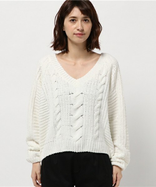 archives（アルシーヴ）の「モールヤーンケーブルニットプルオーバー（ニット/セーター・レディース・オフホワイト/サックスブルー/ピンク・MEDIUM）」の4枚目の写真