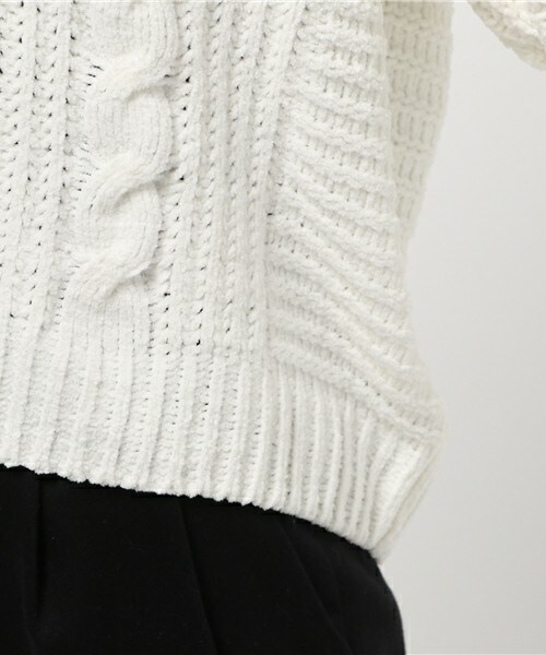 archives（アルシーヴ）の「モールヤーンケーブルニットプルオーバー（ニット/セーター・レディース・オフホワイト/サックスブルー/ピンク・MEDIUM）」の9枚目の写真