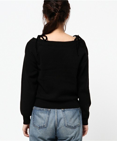 archives（アルシーヴ）の「ニット肩紐プルオーバー（ニット/セーター・レディース・オフホワイト/ブラック/ピンク・MEDIUM）」の6枚目の写真