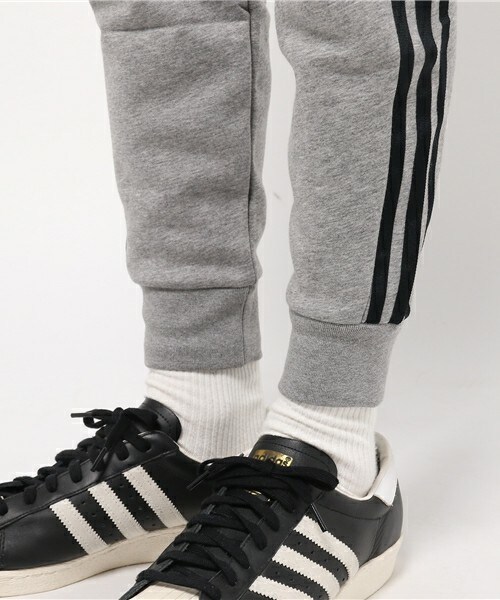 adidas（アディダス）の「メンズ アディダス オリジナルス スウェット パンツ adidas ADICOLOR SWEAT PANTS AY7951/AY7952（その他パンツ・メンズ・ブラック/グレー・SMALL/MEDIUM/LARGE/X-LARGE）」の9枚目の写真