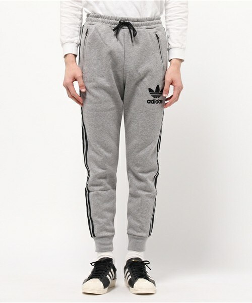 adidas（アディダス）の「メンズ アディダス オリジナルス スウェット パンツ adidas ADICOLOR SWEAT PANTS AY7951/AY7952（その他パンツ・メンズ・ブラック/グレー・SMALL/MEDIUM/LARGE/X-LARGE）」の5枚目の写真