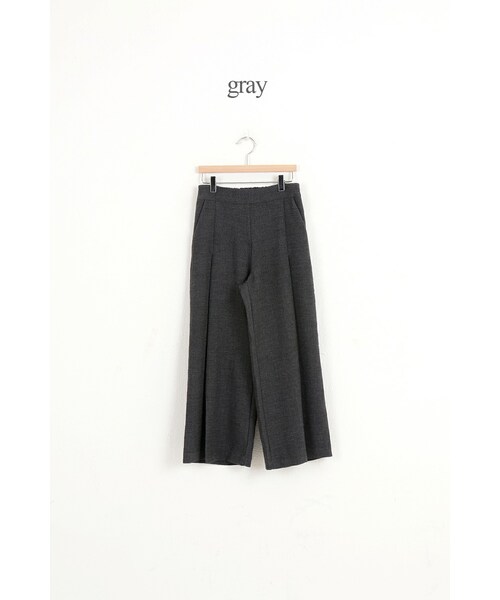 SINOWS（シノウズ）の「ピンタックガウチョパンツ（スラックス・レディース・black/carmel/gray・one size (詳細サイズはサイトをご確認ください。)）」の2枚目の写真