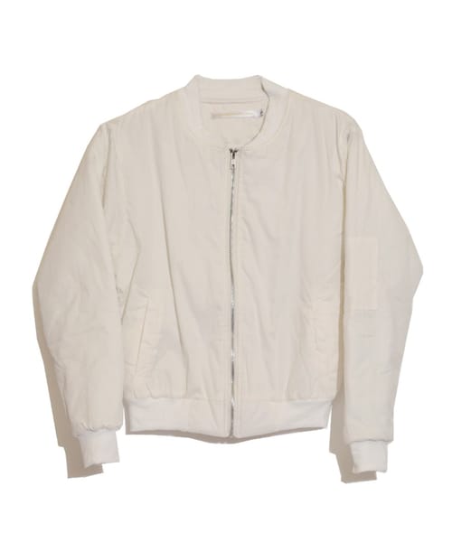 aimoha（アイモハ）の「中綿ショルダージップMA-1（ブルゾン・レディース・ブラック/ホワイト/カーキ・S）」の2枚目の写真