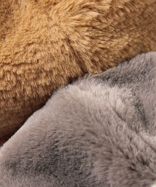 studio CLIP（スタディオクリップ）の「ファークリップ付きベレー帽（帽子・グレー/キャメル）」の12枚目の写真