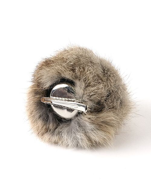 studio CLIP（スタディオクリップ）の「ファークリップ付きベレー帽（帽子・グレー/キャメル）」の9枚目の写真